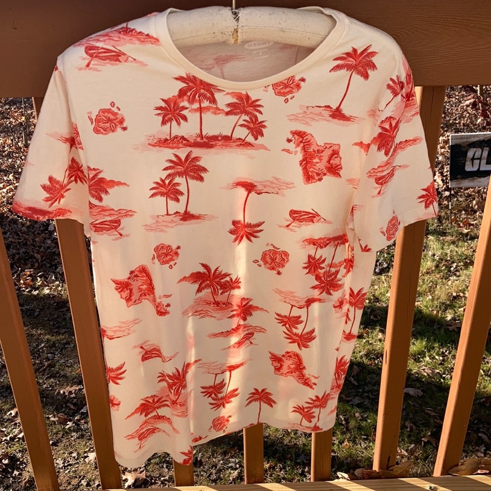 Old Navy coral Hawaiian shirt